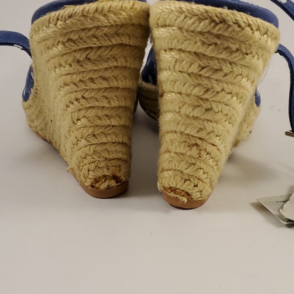 Zara Trafaluc white polka dot on blue wedges NWT - Picture 5 of 7